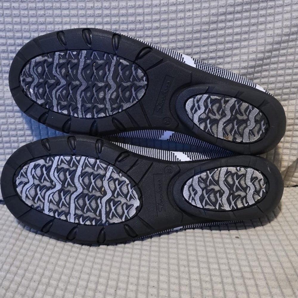 Skechers Black and White Slip-Ons - Picture 6 of 7